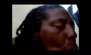 ፓትሪሻ ኣብ ረሳሕ ጎደና ጽቡቓት ...